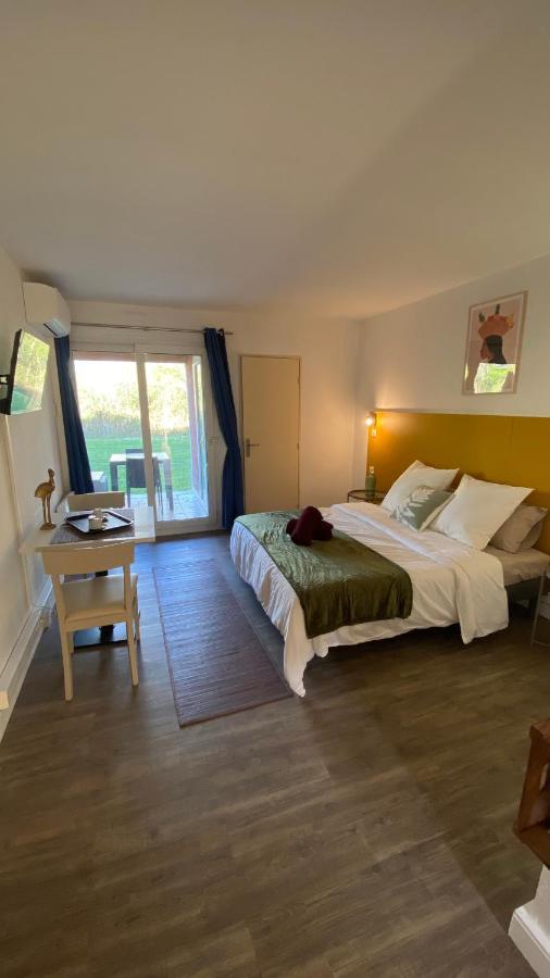 Joli Appartement 27M2 Oasis Provencale En Village Vacances En Camargue Арль Екстер'єр фото