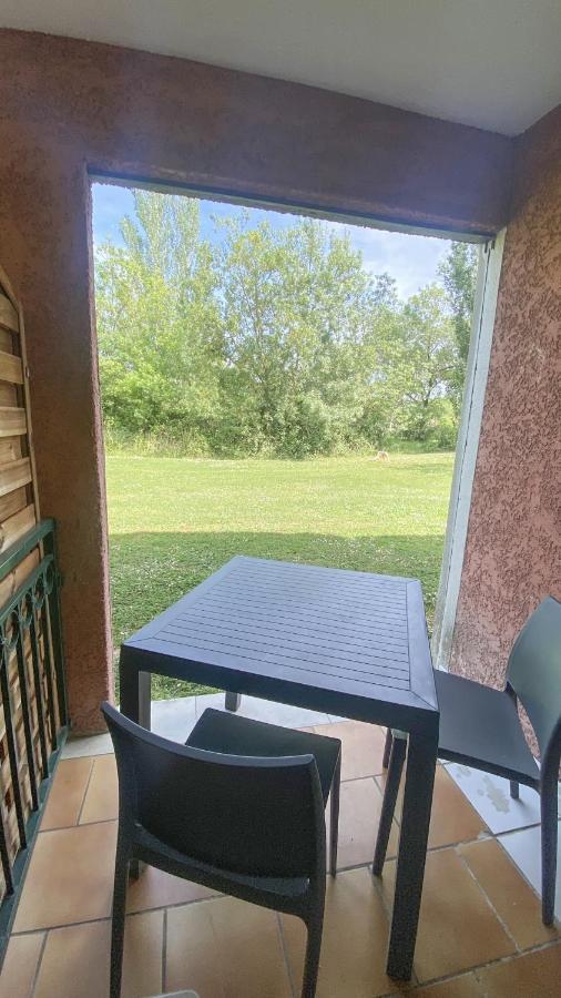Joli Appartement 27M2 Oasis Provencale En Village Vacances En Camargue Арль Екстер'єр фото
